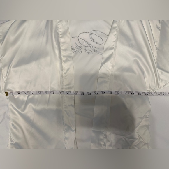 Icing White Bride Robe - Picture 7 of 12